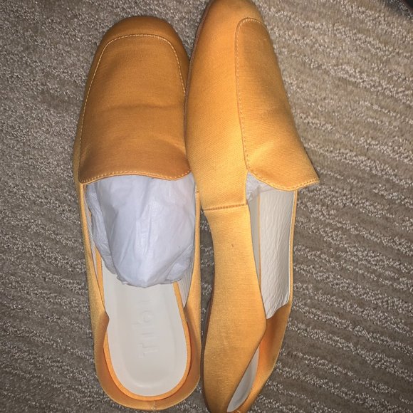 Tibi Yellow Slip On flats - Picture 2 of 4